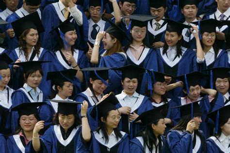 日媒：中国90后大学生迎来最难就业季-搜狐新闻