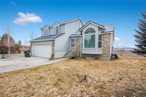 2222 Sierra Dr, Elko, NV 89801 - See Est. Value, Schools & More
