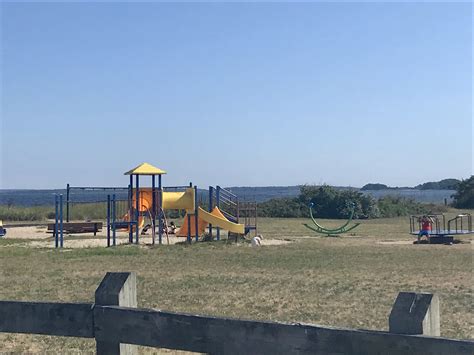 Conimicut Point Park - Activities in New England for Young Kids