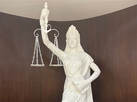 New statue of 'Lady of Justice' in Supreme Court