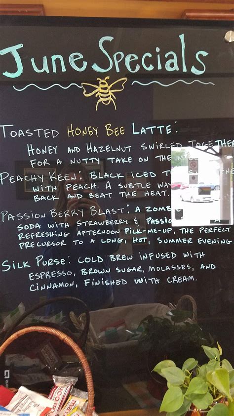 Menu at The Sow's Ear cafe, Verona