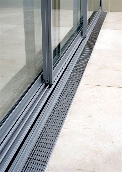 Outdoor Drains - Infinity Drain