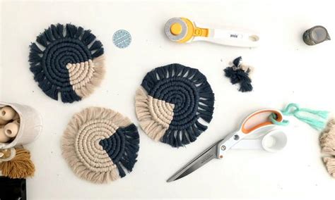 Making Macrame Coasters 的图像结果