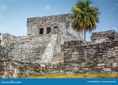 Tulum Pyramid, Ancient Mayan Civilization and Caribbean Beach, Mexico ...