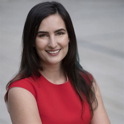 Woman vs Python Snake 的图像结果