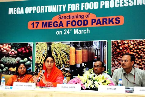Harsimrat Kaur Badal's press conference on 17 Mega Food Parks