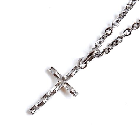 Cross Charm Necklace | D.ALLOYS JEWELRY