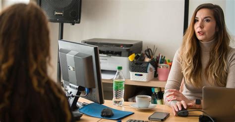 The organization Krajanka in Jablonec nad Nisou helps refugees to | IOM ...
