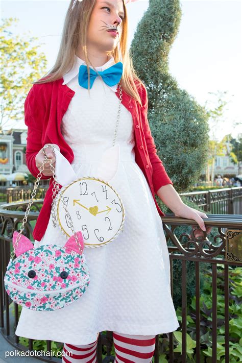 Alice In Wonderland Themed Outfits