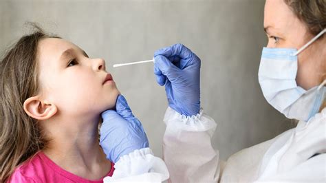 Covid-19-Therapie bei Kindern - Infektiologie - Universimed - Medizin ...
