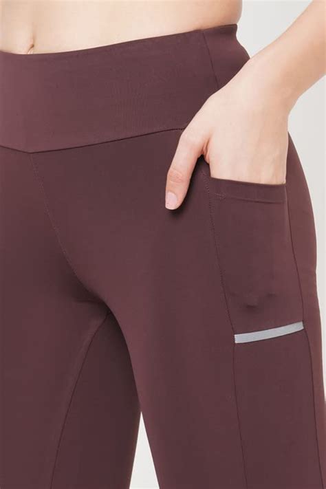 Buy Laasa | Women Chocolate Brown JUST-Dry Train All Day 7/8 Tights at ...