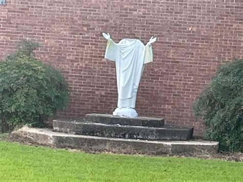 Jesus statue beheaded at Louisiana catholic school; vandalism suspect ...