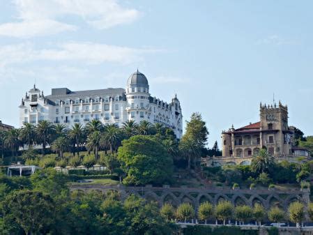 El Hotel Real, la gran Dama Blanca de Santander