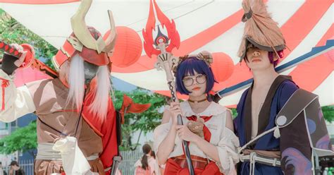 A guide to the first PopCon Middle East in Dubai, featuring cosplay ...