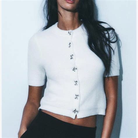 Zara White Short Sleeve Cardigan in 2025 | White short sleeve cardigan ...