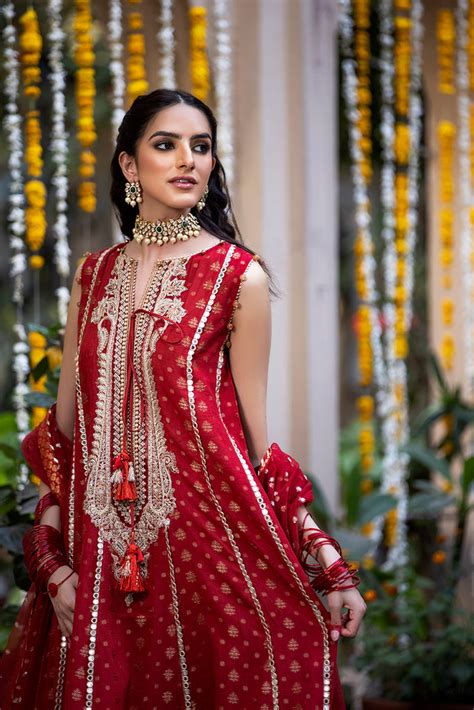Zysha by Sobia Nazir Festive Lawn Collection 2022 – Z7A Kaneez – YourLibaas