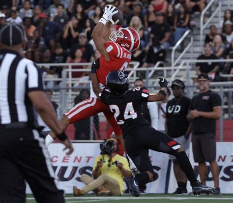 No. 1 Mater Dei defeats No. 3 Centennial in season opener - Los Angeles ...