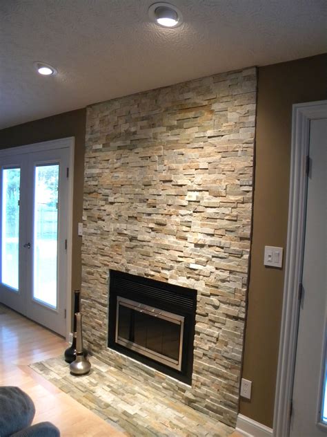 Love this stone veneer fireplace! Stone Veneer Fireplace, Stone ...