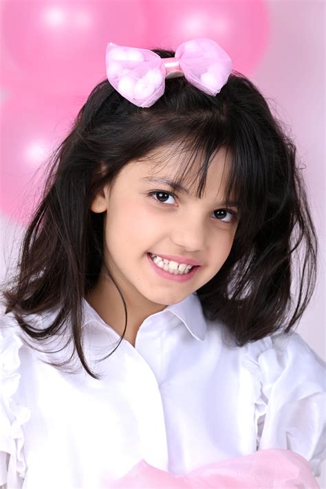 Pom Pom Pink Bow – ForeverKidz