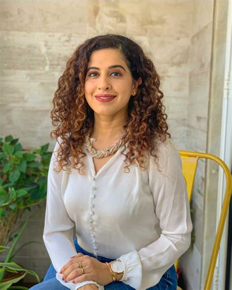 Get Kamiya Jani for Brand Promotions, Events, and Video Wishes.