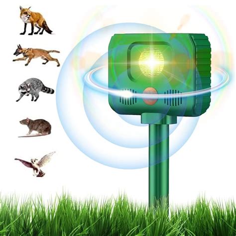 HASTHIP® Solar Ultrasonic Animal Repellent, Covering 30 Feet IP54 ...