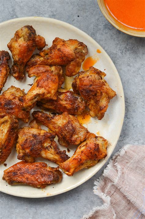 Chicken Wings Recipe Oven : Crispy and Flavorful Baked Wings - Giuseppe ...