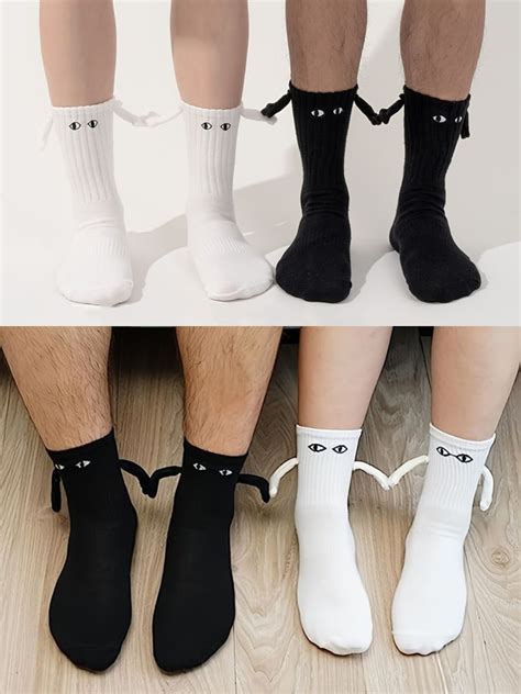 Holding hand couple socks – Varnan Jaipur | Customised Gift Hampers ...