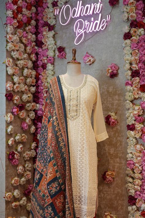 3-PIECE SUIT WITH EMBIORDERY WORK IN OFF WHITE COLOUR WITH DUPATTA ...