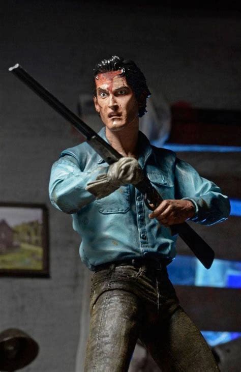 Action Figure Ash Williams: Evil Dead 2 1987 Escala 1/12 NECA - MKP ...