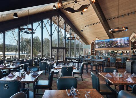 Brooks' Bar & Deck - Edgewood Tahoe Resort