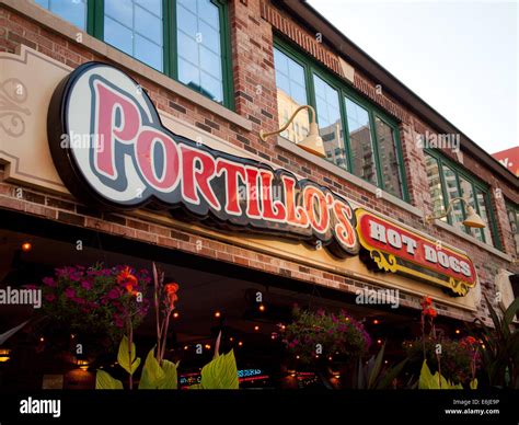 The exterior of a Portillo's Hot Dogs restaurant in the Near North ...