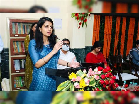 IAS Success Story: Meet IAS Officer Saumya Sharma Who Suffered Hearing ...