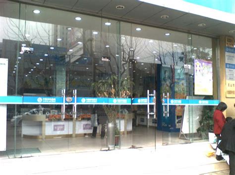 公司简介 关于我们 昆明钢化玻璃_玻璃加工厂「20年生产经验」云南恒业玻璃公司