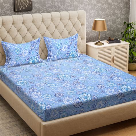 Buy SPACES Seasons Best Printed 3-Piece Double Bedsheet Set - 2.20 m x ...