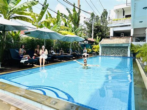 THE BLANC RESIDENCE (Siem Reap) - Hostel Reviews, Photos, Rate ...