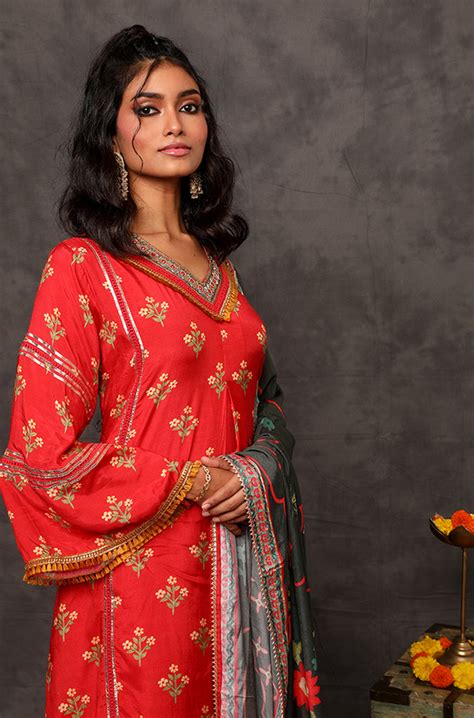 GEET- Scarlet Red Three Piece Suit Set With Printed Dupatta - Ishnya