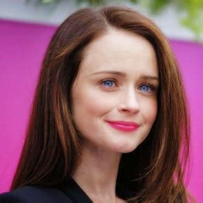 Alexis Bledel Net Worth - NetWorth.ai