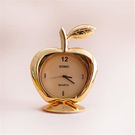 Send Silver Rakhi with Table Clock Online | Rakhibazaar.com