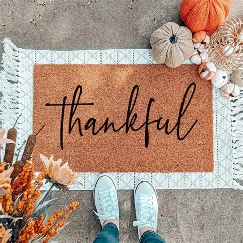 18 Outdoor Doormats to Welcome Fall | Best Fall Doormats 2025 | HGTV