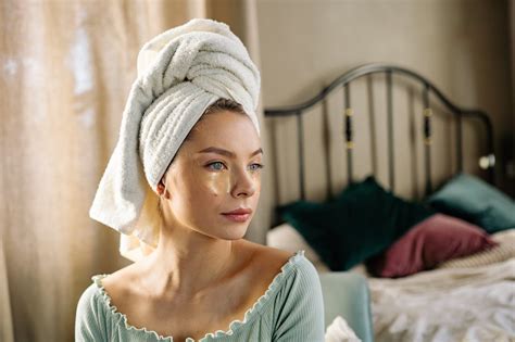 Benzoyl Peroxide Gel 5: Best Uses, Benefits & Tips for Indian Skin in ...