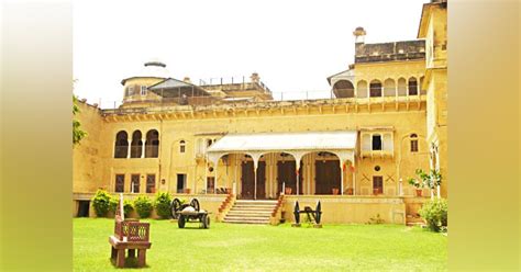Dundlod Fort Heritage Hotel, Dundlod, Rajasthan | LBB