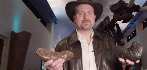 Largest Poop Record 的图像结果