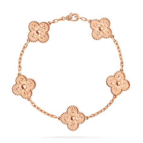 『珠宝』Van Cleef & Arpels 推出 Alhambra 四叶草珠宝新作：50周年纪念 | iDaily Jewelry · 每日珠宝杂志