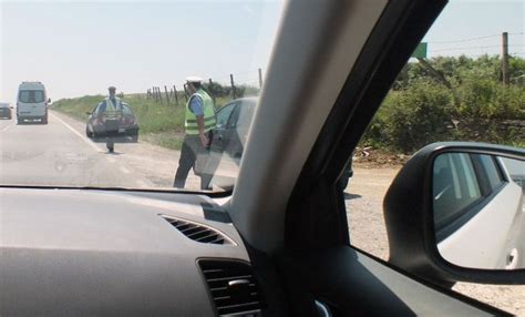 Srpski vozači se ne boje kazni, prvi nude mito - B92