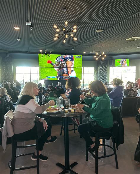 The Playbook Sports Bar and Grill (@playbookmocity) • Instagram photos ...