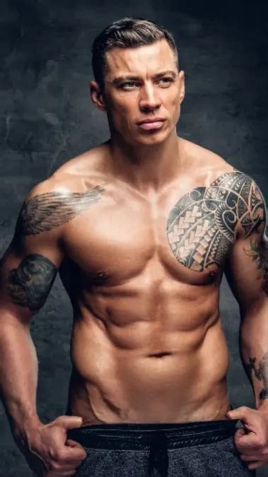 Watch 5 Exercise Videos To Build Stronger Chest