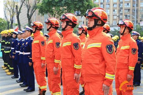 江西省首支武警应急救援队成立（图）-搜狐滚动