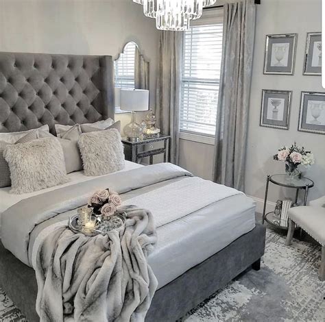 30+ Gray Bedroom Decor Ideas