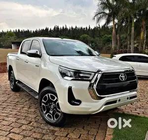 Toyota Hilux High Diesel Turbo Automatic, 2024, Diesel - Cars - 1829768164