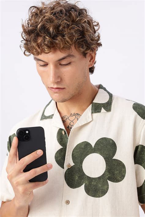 Buy Vintage Green Floral Cotton Box Fit Beige Printed Shirt - Hamptons